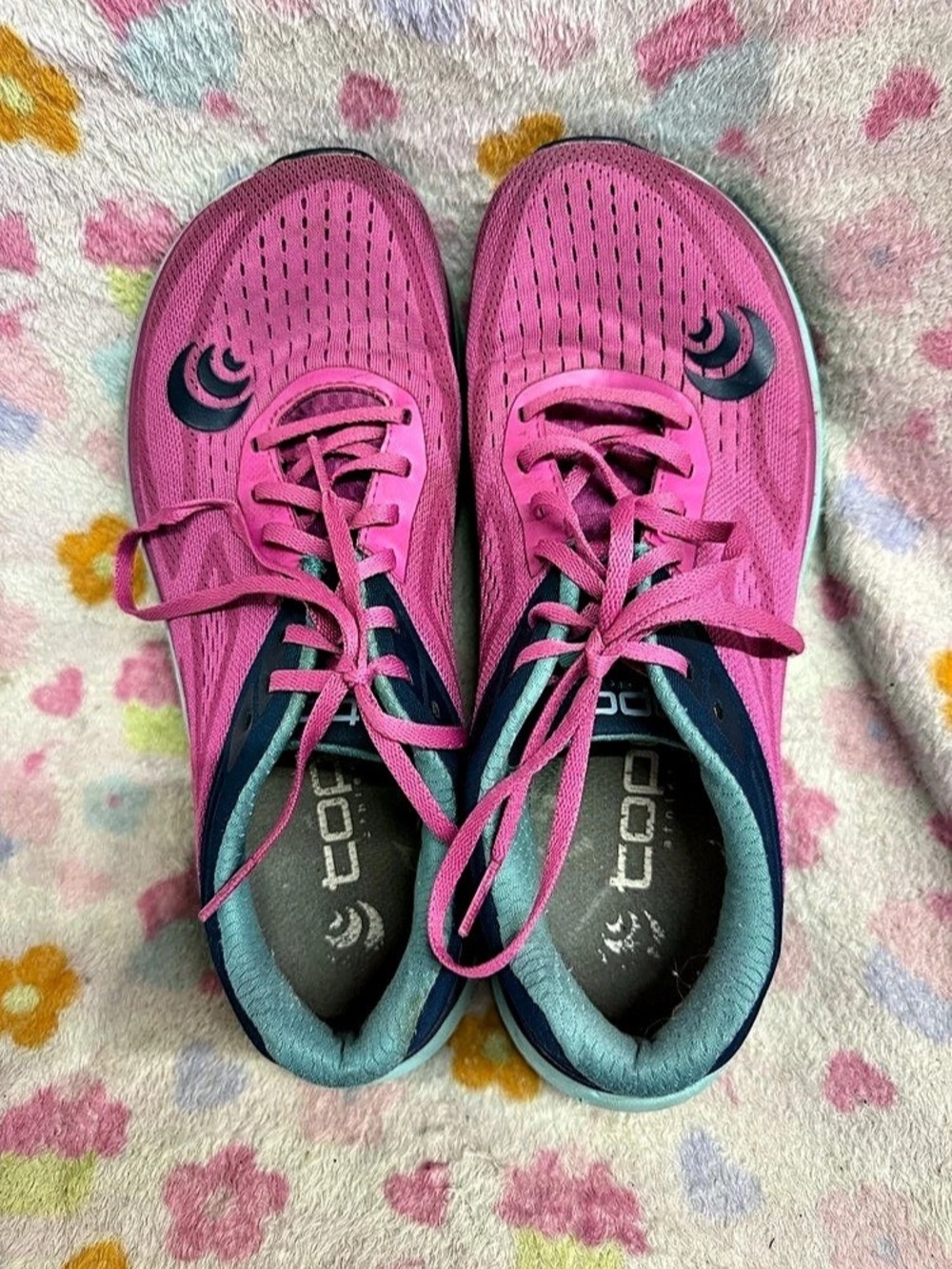 Topo Athletic Ultrafly 3 Women's Athletic Shoes Pink & Blue US 7